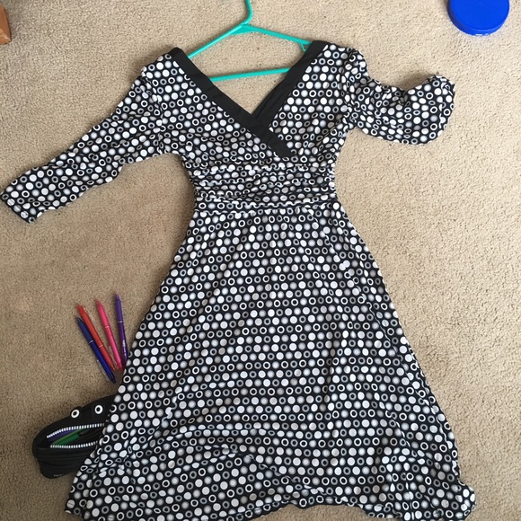 Dress - Picture 2 of 2