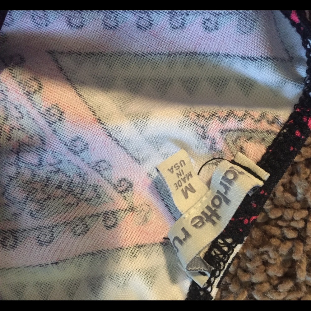 Dress - Picture 2 of 4