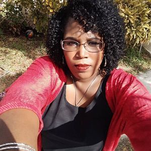 Meet your Posher, Artesha