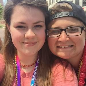 Meet your Posher, Abbi