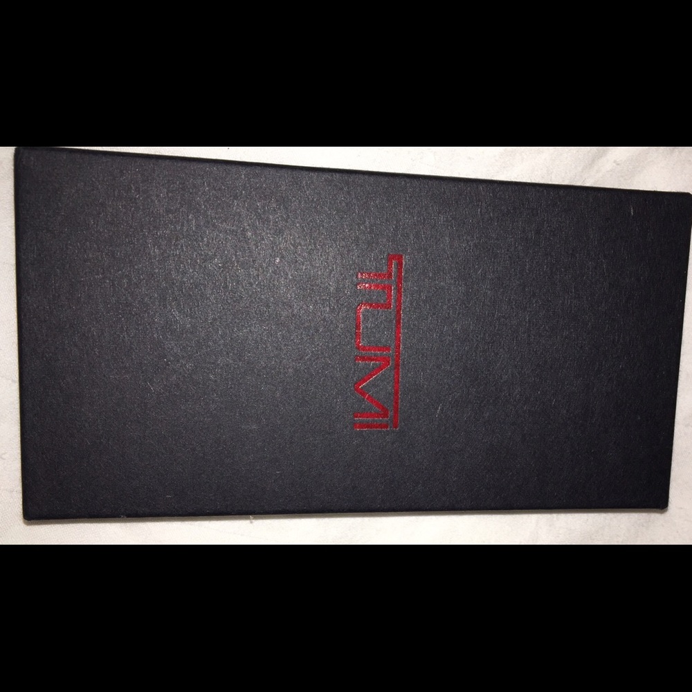 Tumi purple phone case BRAND NEW NEVER USED