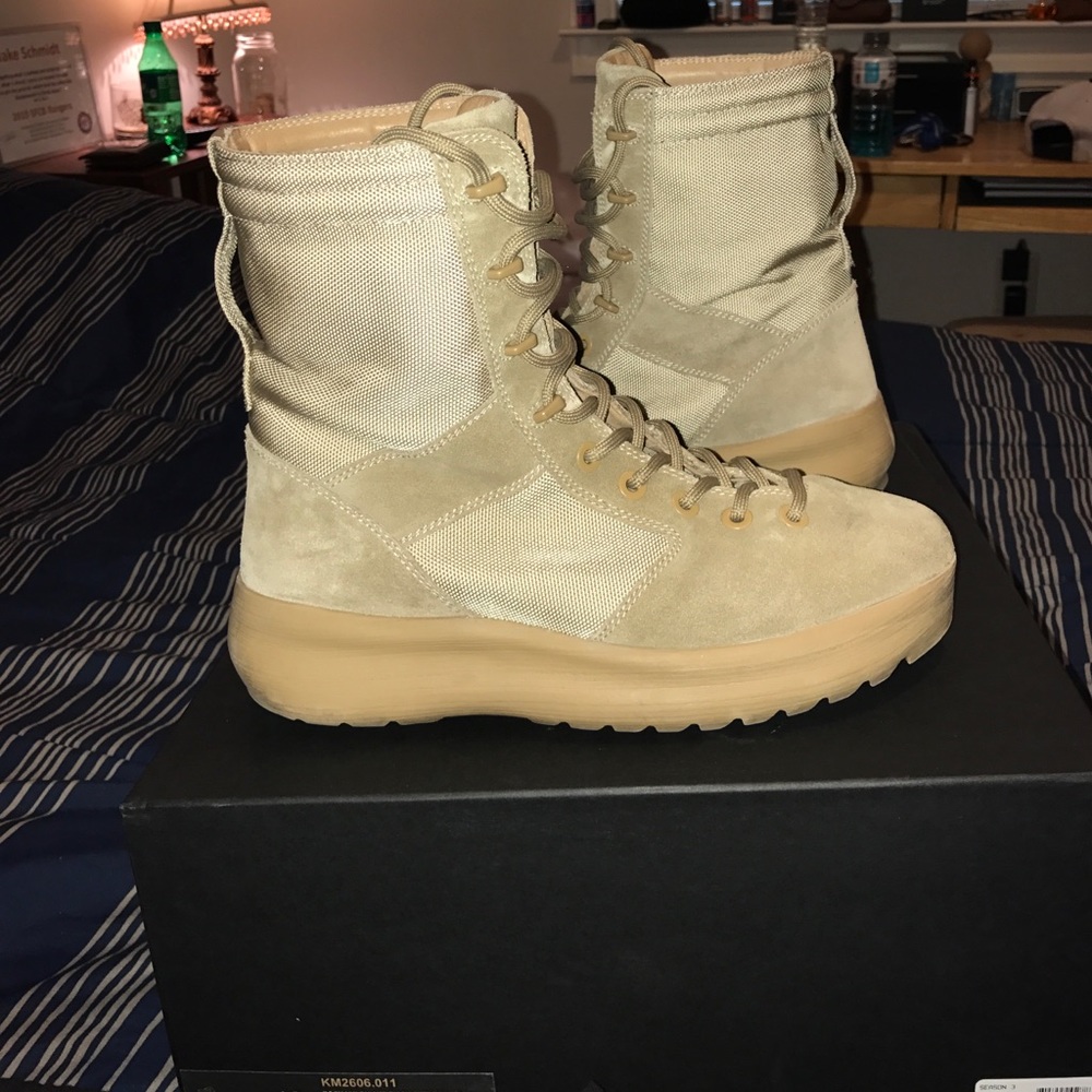 Yeezy
Men's Leather & Textile Military Boot - Picture 4 of 4