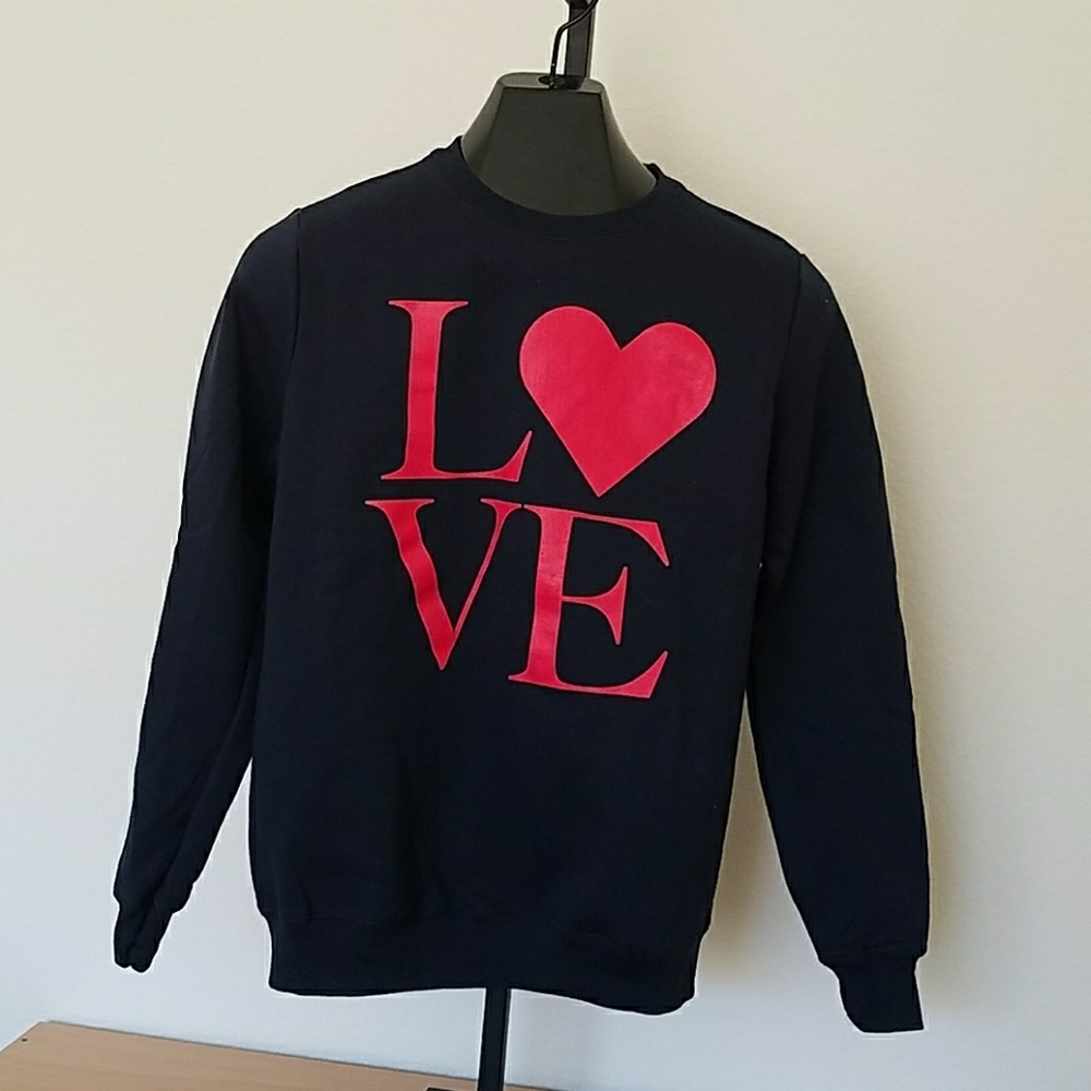 Love Pullover Sweatshirt NWOT - Picture 2 of 4