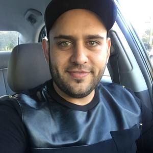 Meet your Posher, Adam