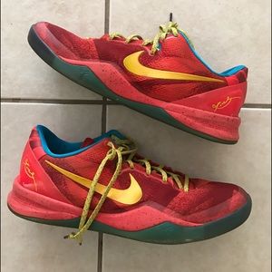 Kobe 8 year of the horse size 13