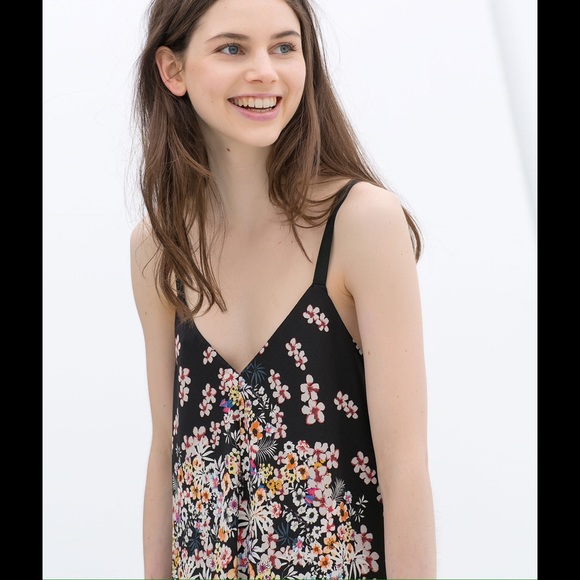 🛍SOLD🛍Zara TRF floral dress - Picture 2 of 4