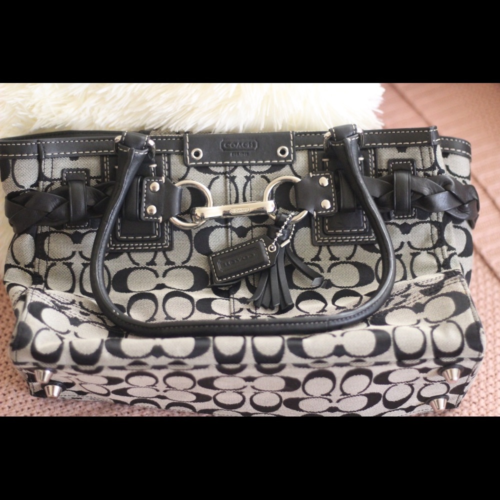 Black & Grey Coach Purse: NEW!