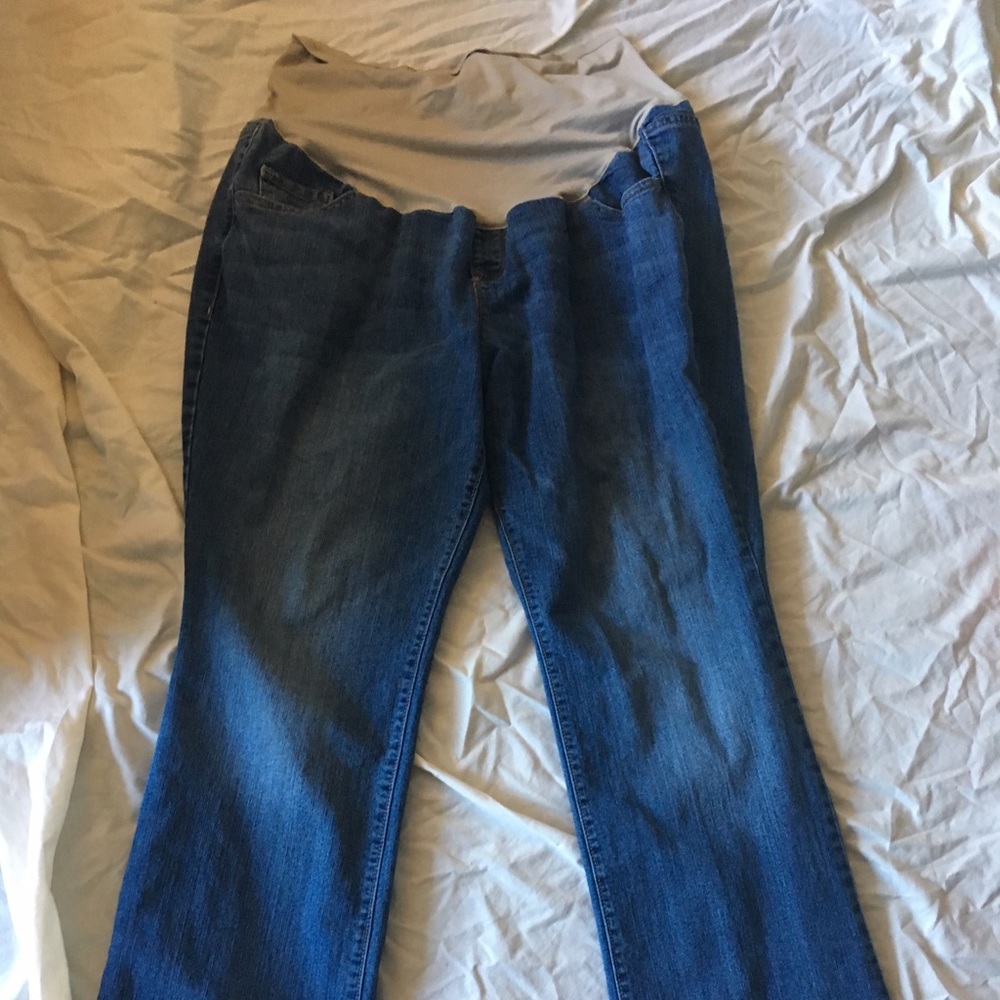 Old Navy Boot Cut Medium Wash Maternity Jeans