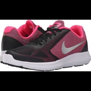 Nike Kids Revolution 3 (Big Kid) Girls Shoes