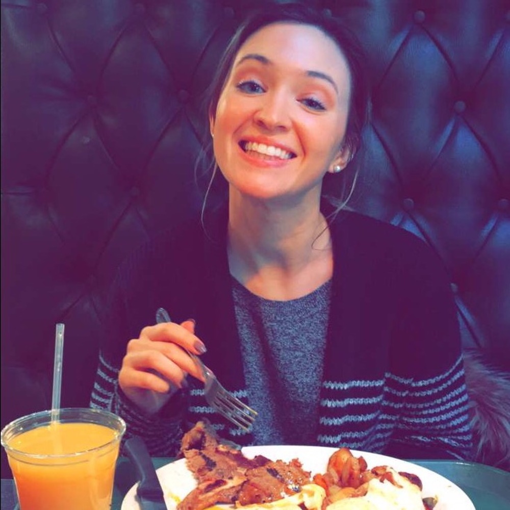 Meet your Posher, Laura
