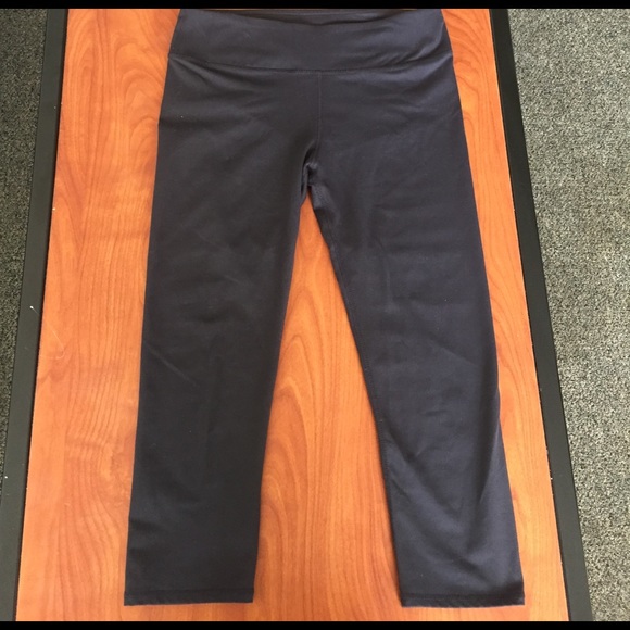 Fabletics Salar Capri - Picture 2 of 4