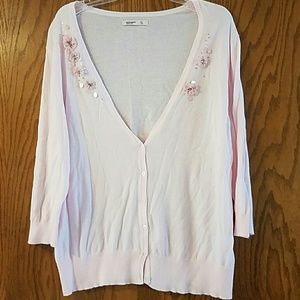 Light weight cardigan, 3/4 length sleeve.