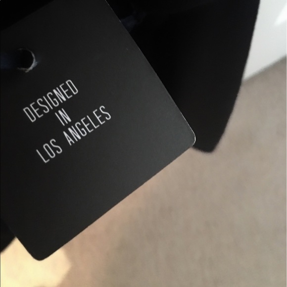 Boutique || Active Lightweight Front Zip Hoodie - Picture 4 of 4