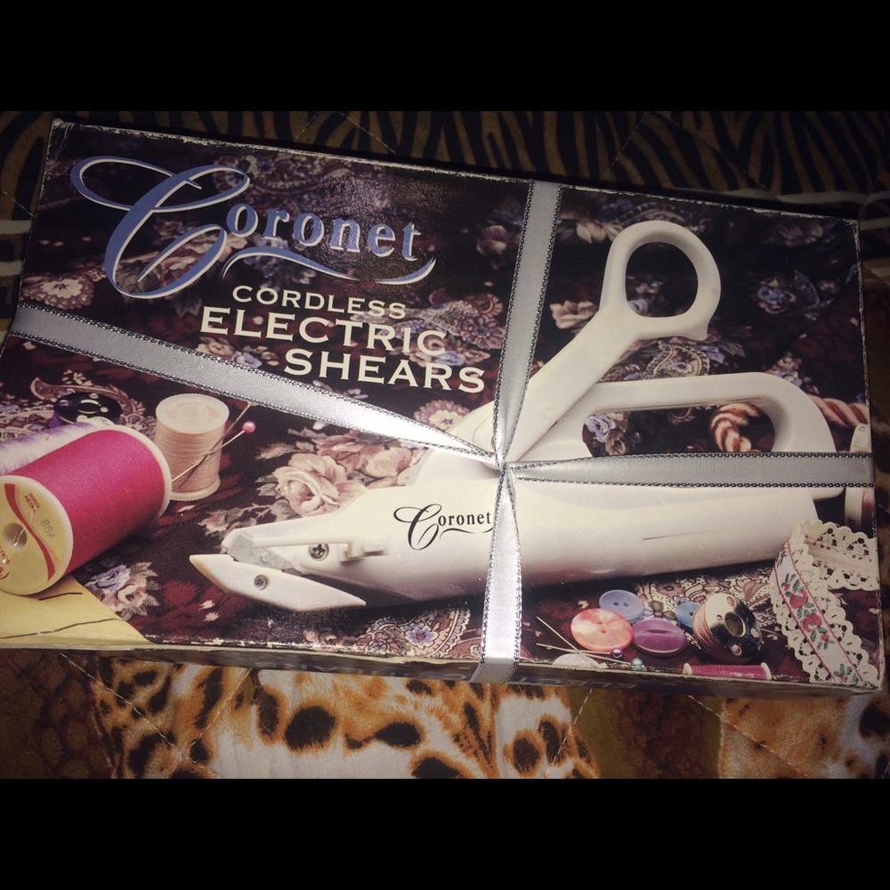 Coronet electric shears cordless
