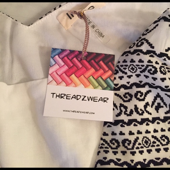 " New " geometric print romper runs very small - Picture 3 of 3