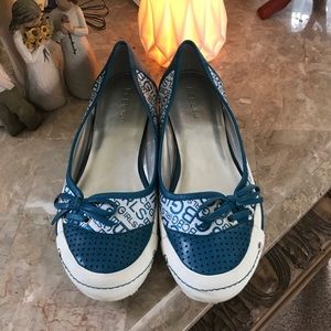 BCBG Slip Ons Size 7.5