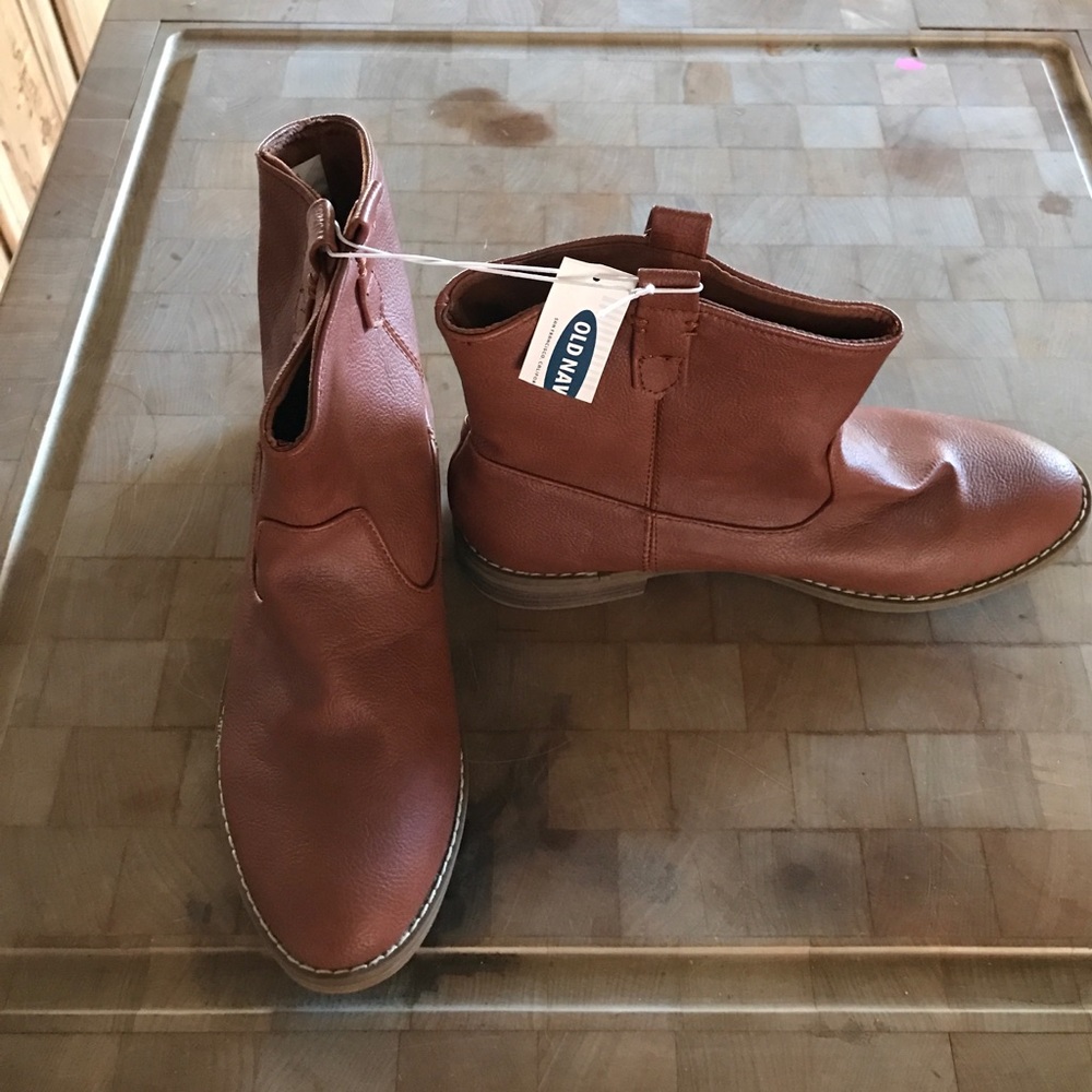 Ankle high boots