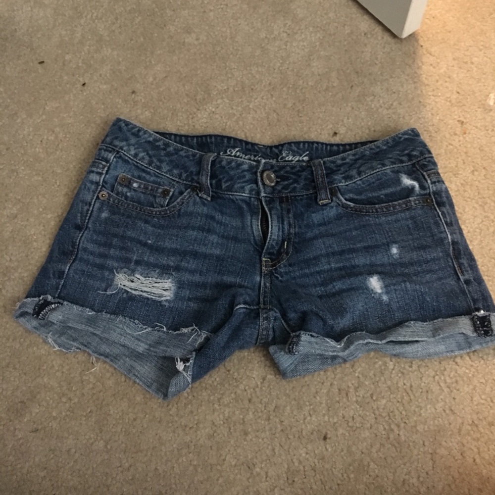 American eagle frayed shorts