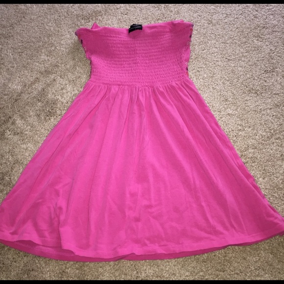 Super soft pink strapless top from VS. - Picture 2 of 3