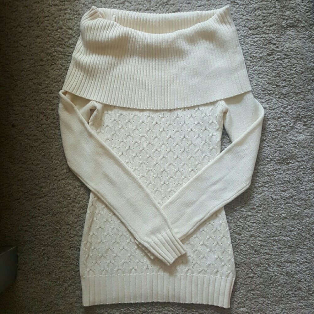 Guess knit sweater