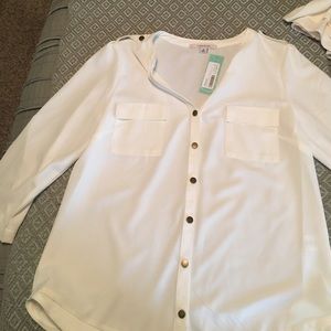 Great 3/4 length top.