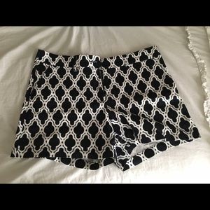 Crown & Ivy shorts