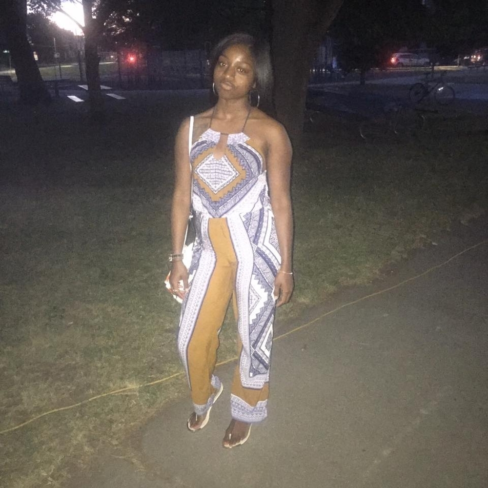 Meet your Posher, Destine
