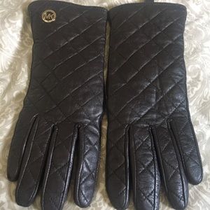 Michael kors leather gloves