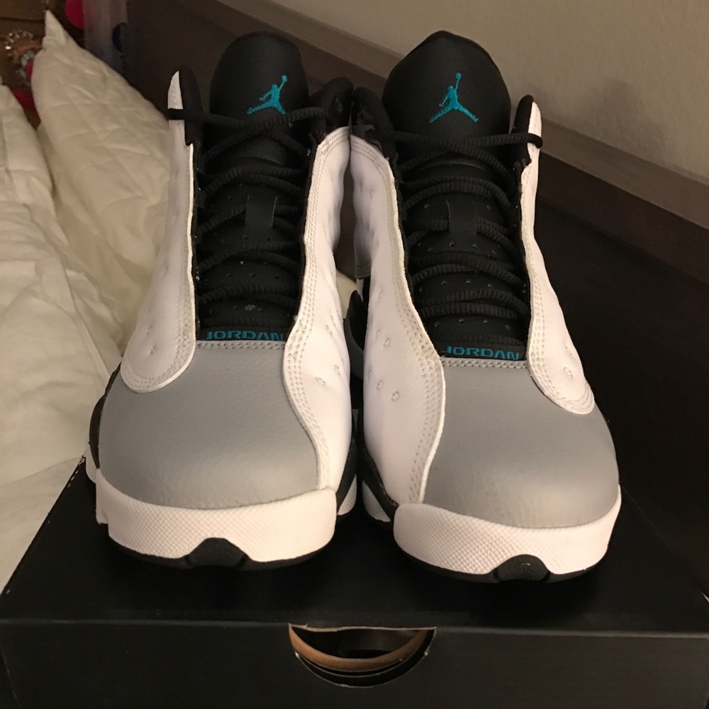 Brand New Jordan Retro 13 "Baron" sz5.5y