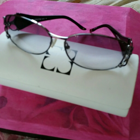 SUNGLASSES - Picture 2 of 4