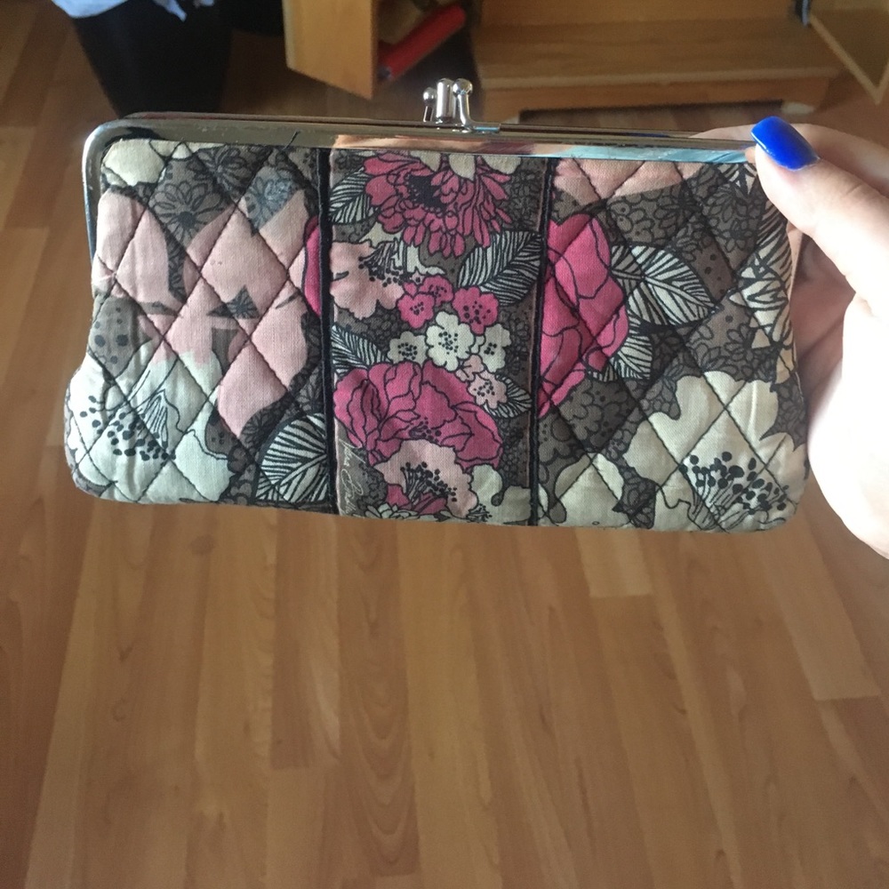 Vera Bradley 3 section clutch