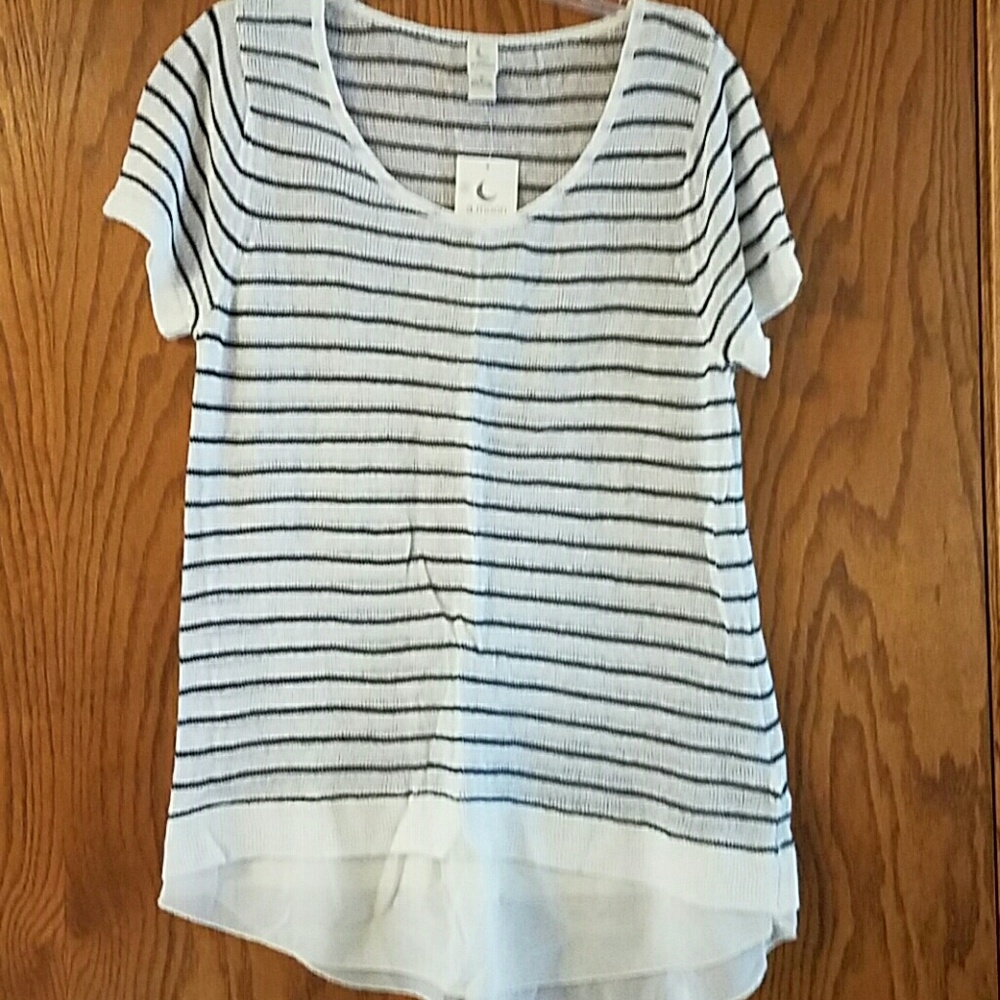 Linen/cotton knit top.Never worn with tags.