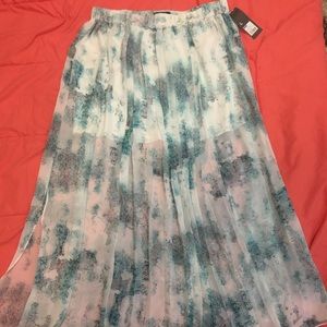 Long Maxi Skirt Size: L