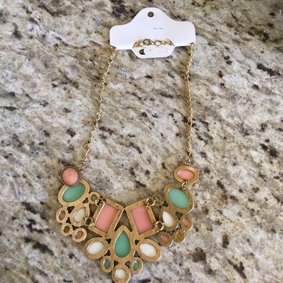 🛍Fashion necklace🛍 - Picture 3 of 3