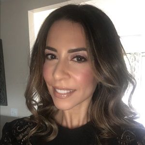 Meet your Posher, Marisa