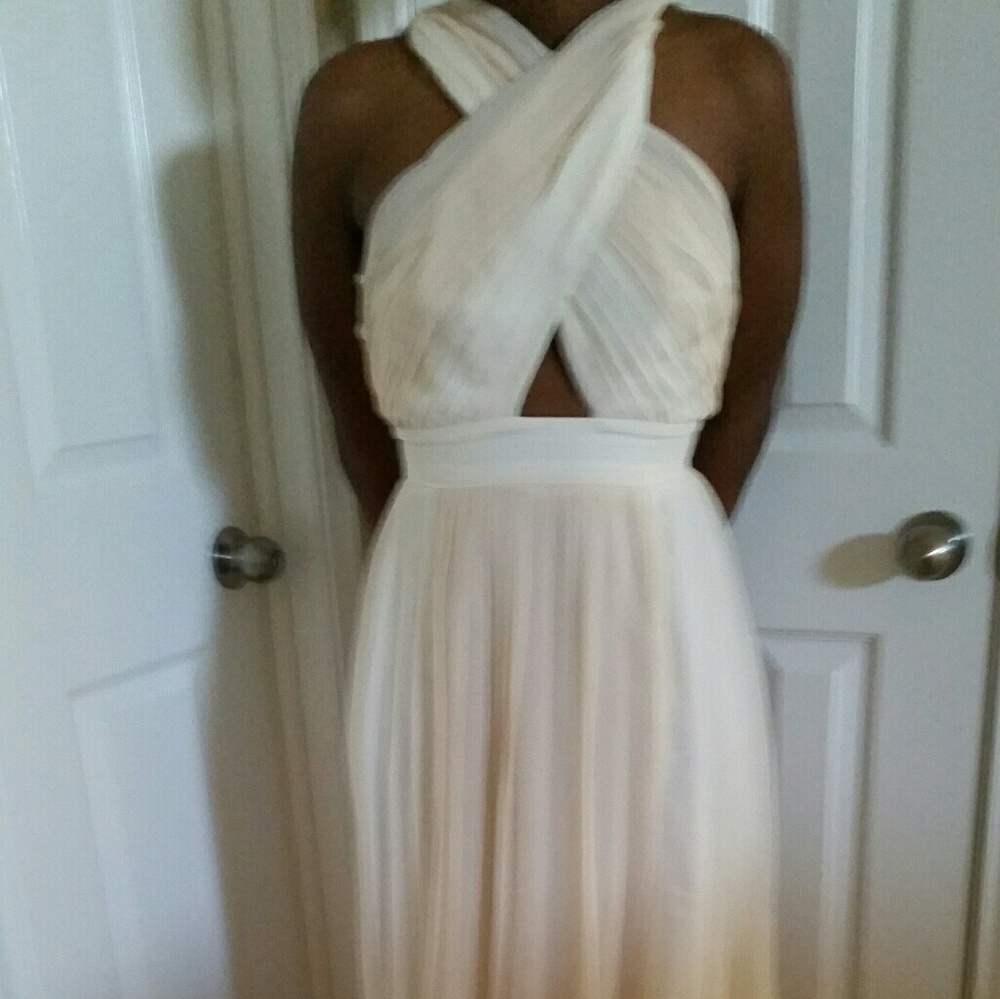 Gianni Bini Size Small Cream Nude White Dress