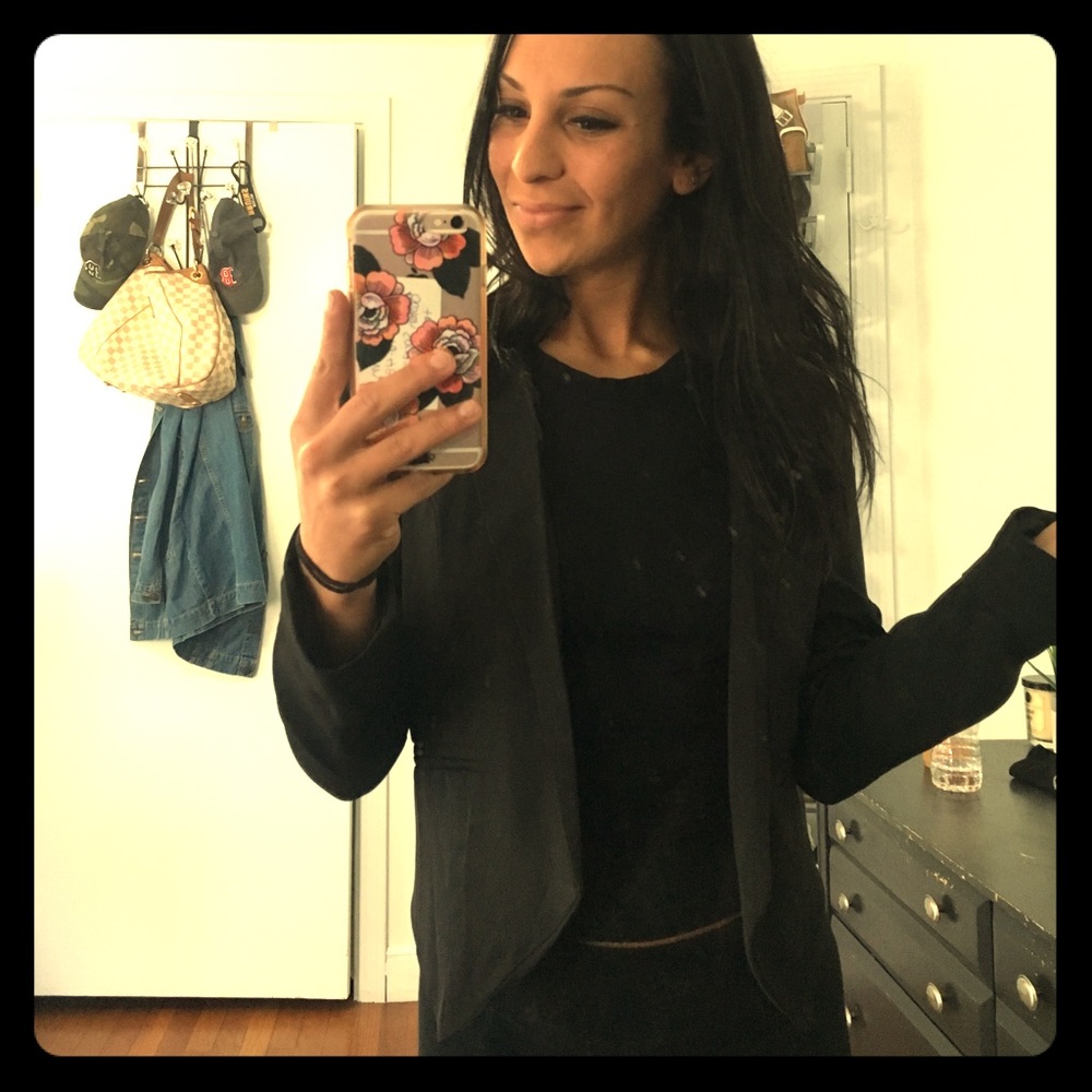 Black cropped blazer with back cut out detail!