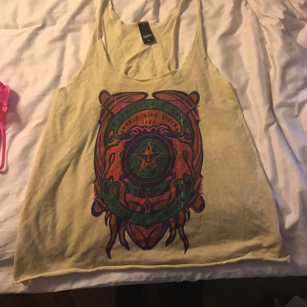 Obey tank