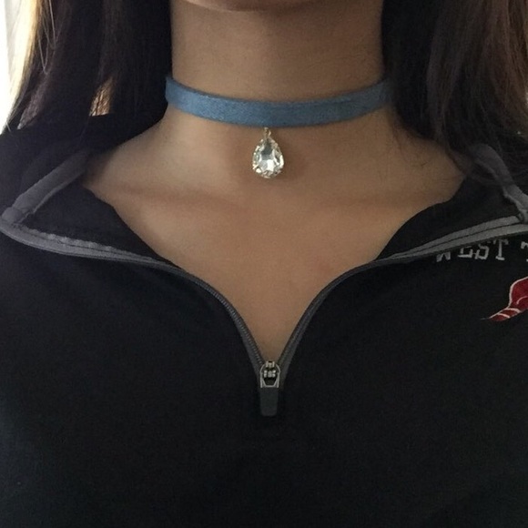 💟Blue Jean Like Choker with Rhinestone💟 - Picture 3 of 3