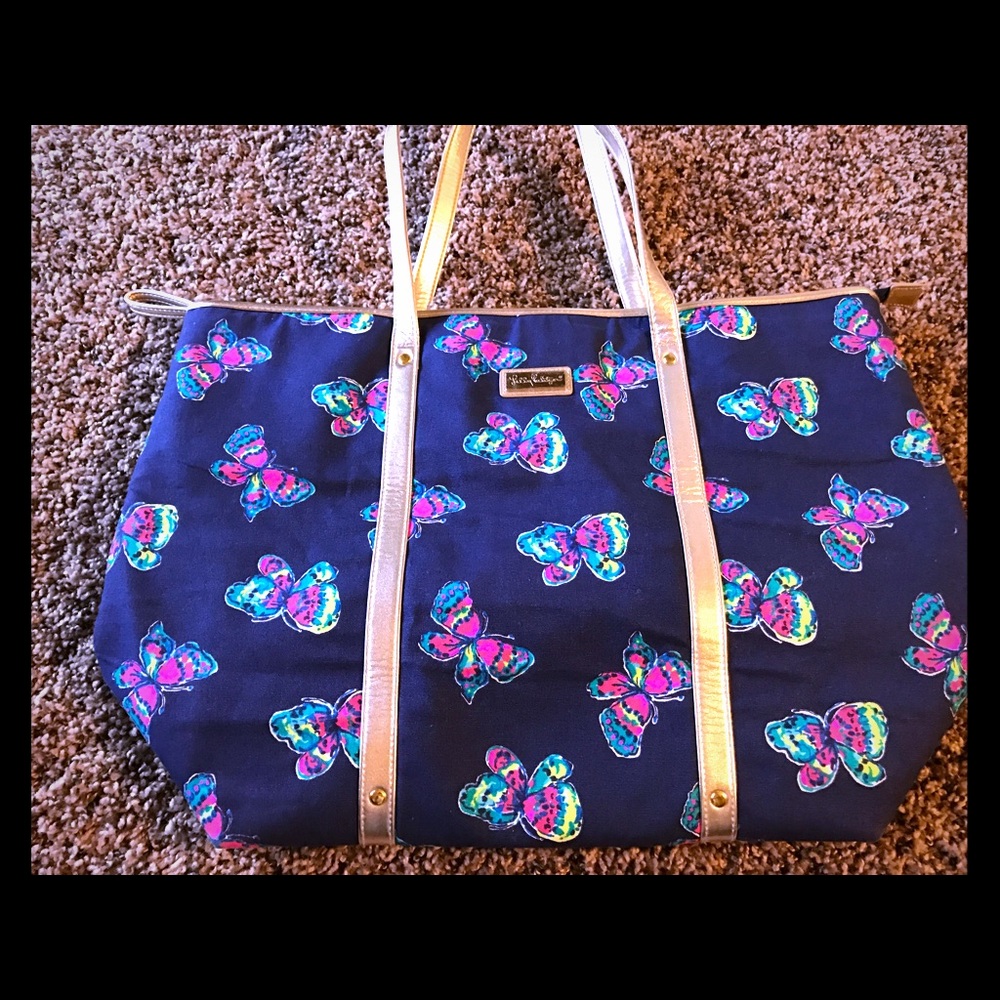 Lilly bag with tags