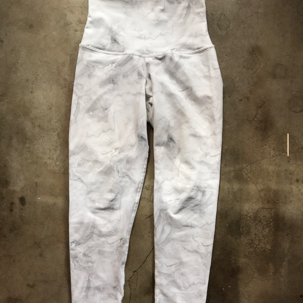 High waisted marble legging