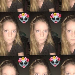 Meet your Posher, Steph