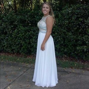 Sherri Hill prom dress