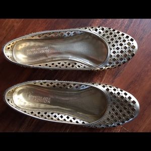 Kenneth Cole Reaction Metallic Gold Flats