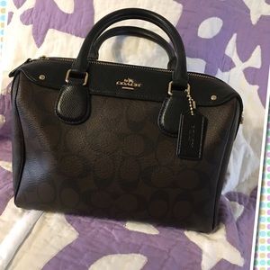 🌈Coach Mini Bennett w Coach Keychain🌈