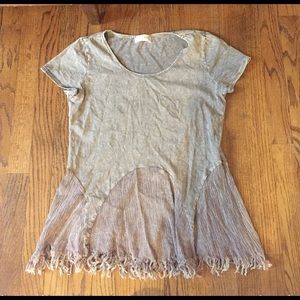 Short sleeve shirt with fringe