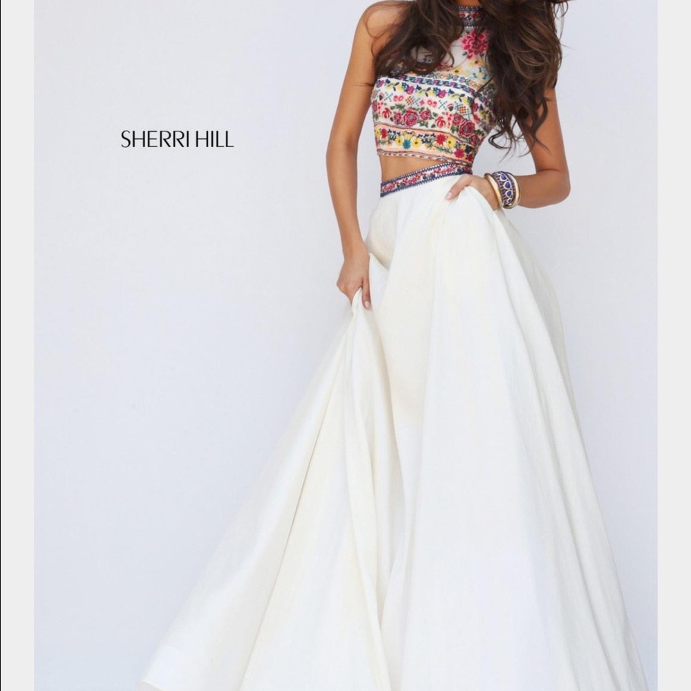 Sherri Hill Prom Dress