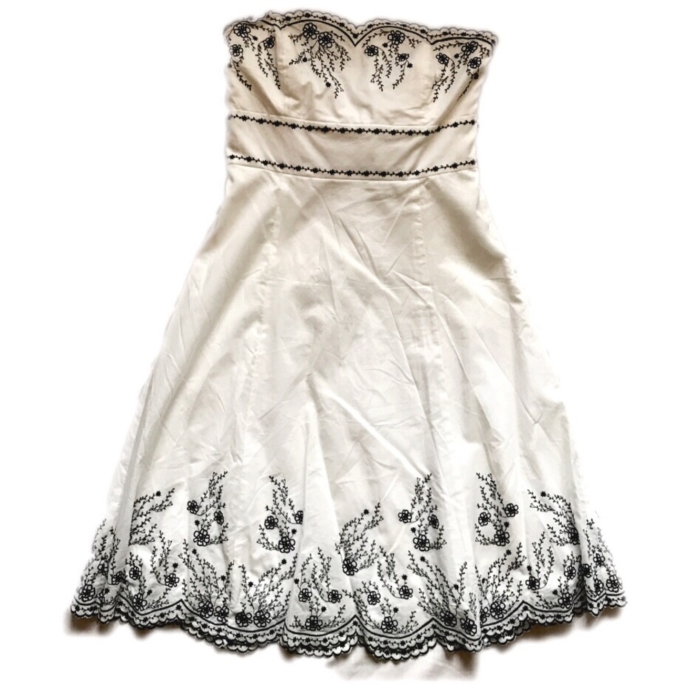 NWOT 🌻 WHBM Strapless Dress