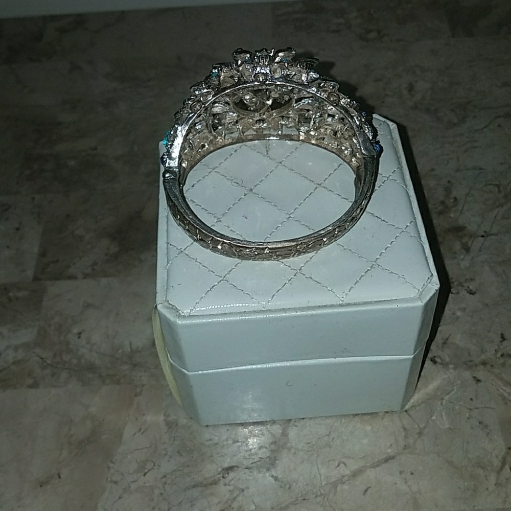 Bracelet - Picture 2 of 3