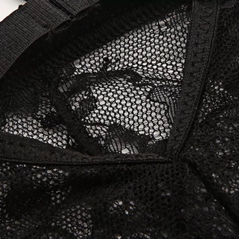 Black lingerie set - Picture 4 of 4